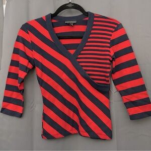 The limited striped 3/4 sleeve shirt